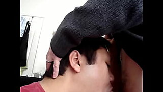 2 asian girls sucking guy cock cum to mouth splitting semen on the bed in the hotel room
