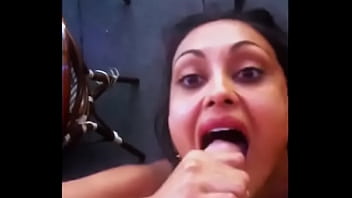 priya rai cum mout