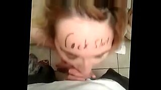 mom lick his teens ass
