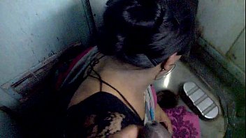 desi indian fucking in train