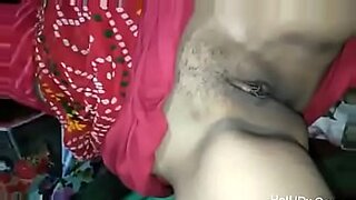 hot boobs n nipple chusing videos