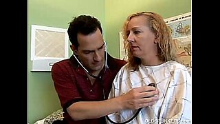 lesbian doctor seduces teen patient