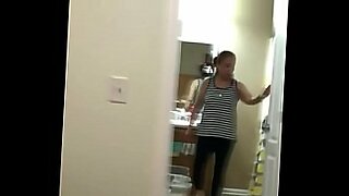 amateur milf mature blowjob suck and awesome cumshot facial homemade