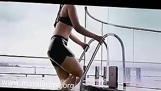 brazzers wife fucked in shower and the husbans comes